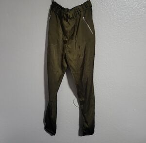Gottex Women's Olive Joggers with Zipper Pockets